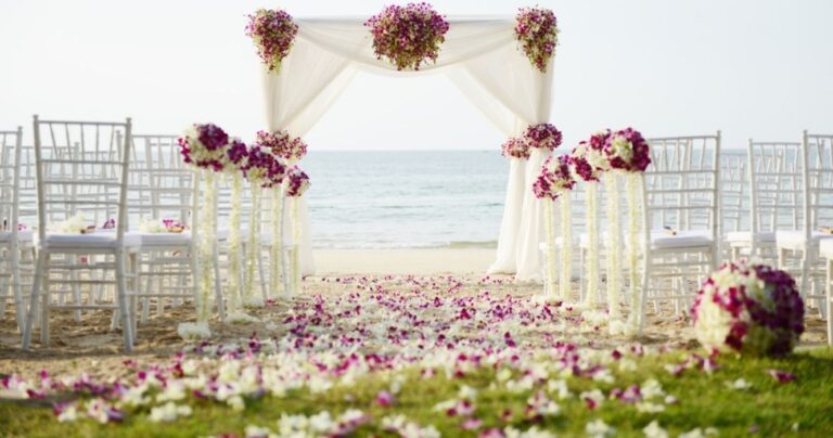 10 Unique Wedding Destinations In The U.S For 2022