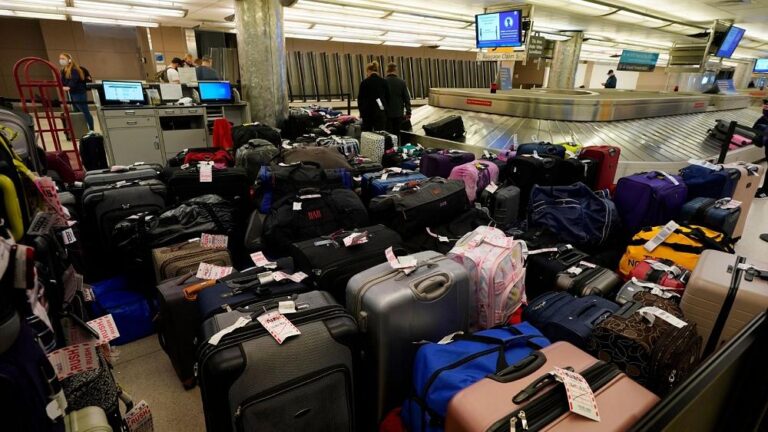 How to keep your luggage safe as ‘hundreds’ caught up in Easter travel chaos