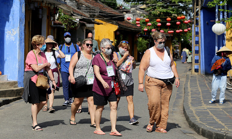 Vietnam tourism struggles without Chinese, Japanese tourists