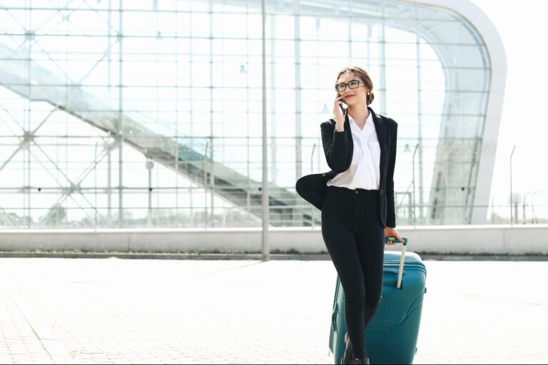 6 Ways Working Women Can Make the Most of Business Travel
