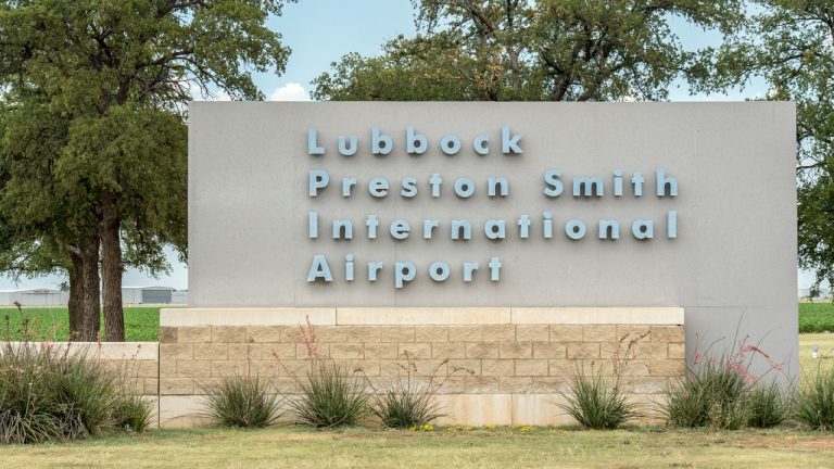 Lubbock Preston Smith International Airport shares some holiday travel tips | KLBK | KAMC