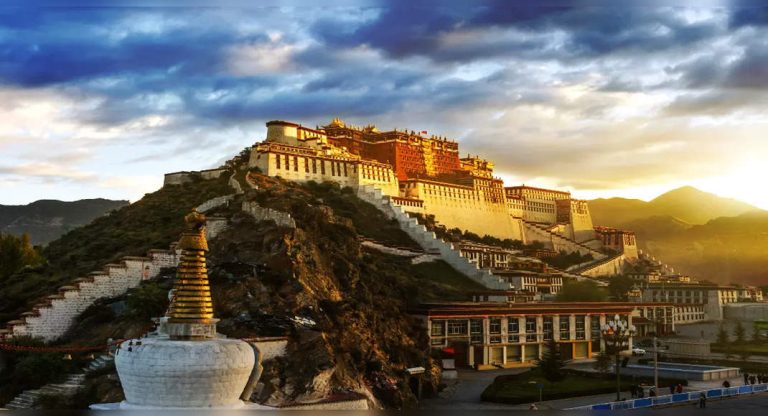 Despite COVID-19 cases, China launches winter tourism campaign in Tibet; Potala Palace and others to open