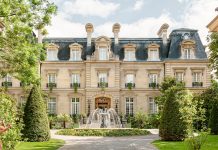 21 Best Boutique + Luxury Hotels in Paris to Book