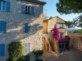 Provence, Dordogne and Calabria named the best-value villa destinations in Europe