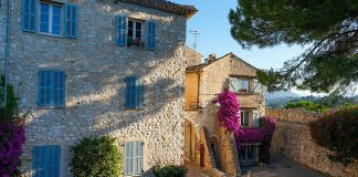 Provence, Dordogne and Calabria named the best-value villa destinations in Europe Provence, Dordogne and Calabria named the best-value villa destinations in Europe