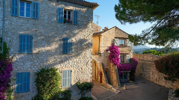 Provence, Dordogne and Calabria named the best-value villa destinations in Provence, Dordogne and Calabria named the best-value villa destinations in Europe