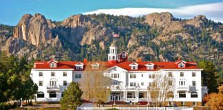 The 12 Most Haunted Hotels in America to Book This Halloween